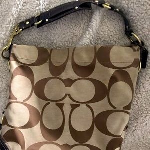 gently used coach handbolsas